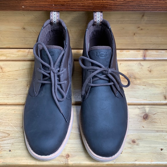 UGG boots - Picture 1 of 6